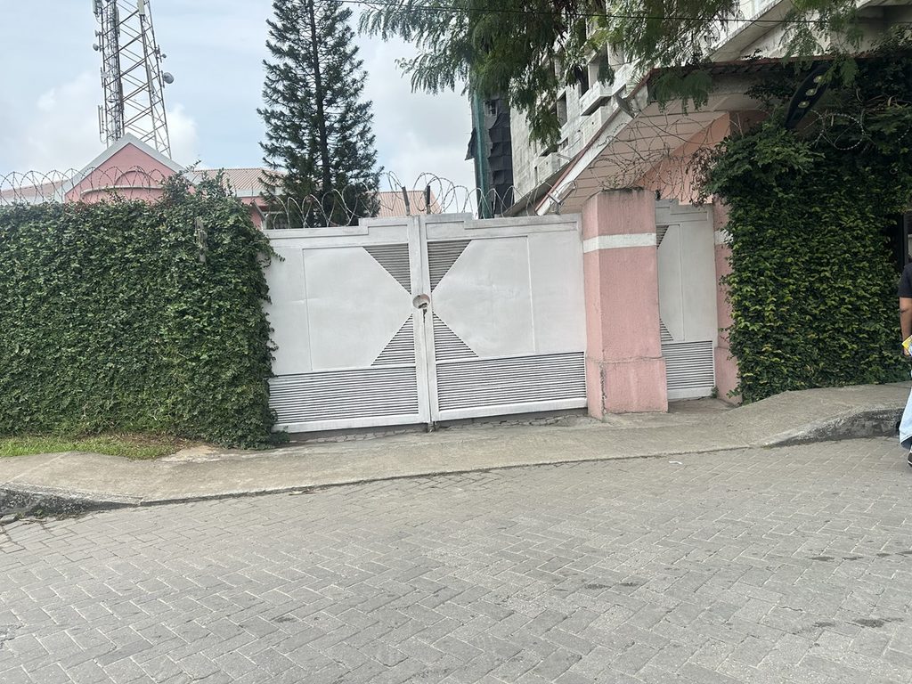 ES-IKY-012 — Ikoyi
