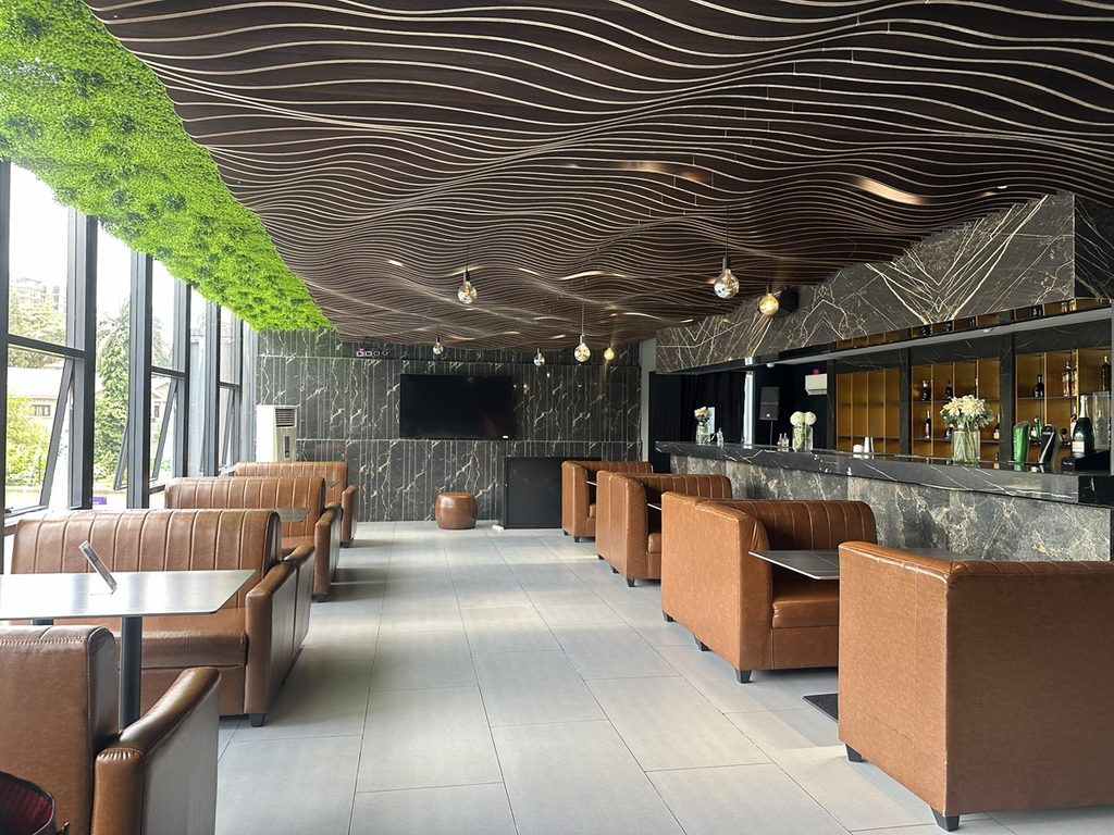 ES-IKY-006 — Ikoyi